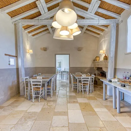 Biomasseria Santa Lucia Farm stay *